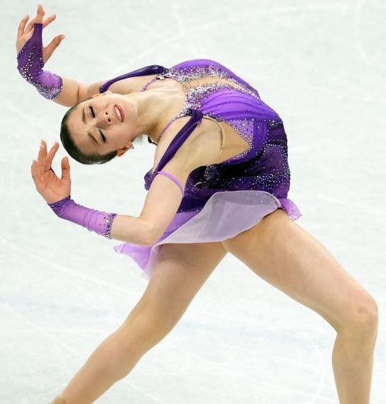 Apesar de doping, Valieva domina prova individual nos Jogos de Inverno